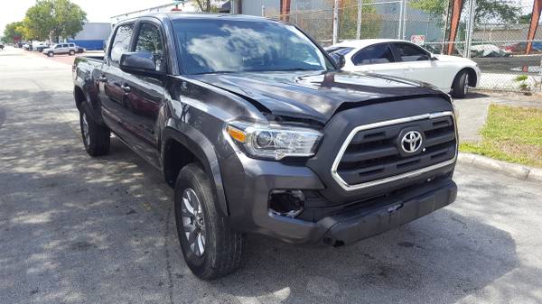 2017 Toyota Tacoma SR5 4x4 for sale in Fort Lauderdale, GA – photo 9