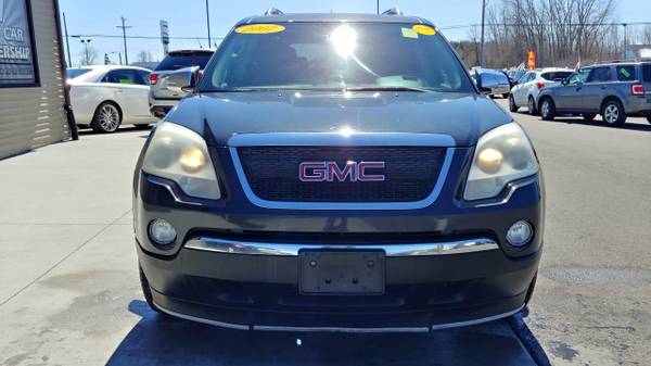 V6 POWER!! 2007 GMC Acadia FWD 4dr SLT for sale in Chesaning, MI – photo 2