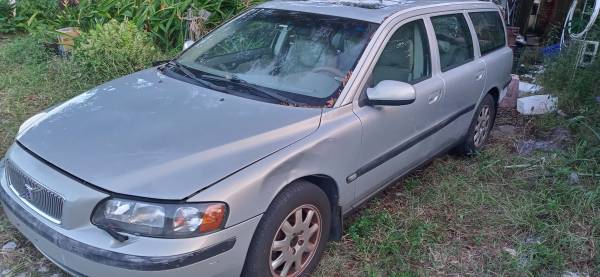 2002 Volvo v70 runs 4 parts? 900 obo - cars & trucks - by owner -... for sale in Pinellas Park, FL – photo 5