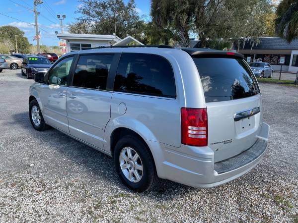 CHRYSLER TOWN & COUNTRY - cars & trucks - by dealer - vehicle... for sale in Gainesville, FL – photo 3
