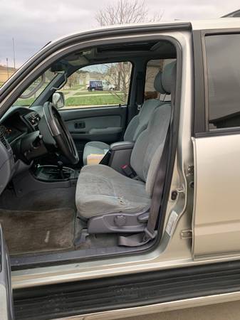 1999 Toyota 4 Runner - cars & trucks - by owner - vehicle automotive... for sale in Lincoln, NE – photo 5