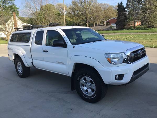 White 2013 Toyota Tacoma Access Cab 4x4 Truck - - by for sale in Dallas Center, IA – photo 3