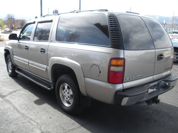 2000 Chevrolet Suburban 1500 4x4 3rd Row - - by dealer for sale in Grand Junction, CO – photo 3
