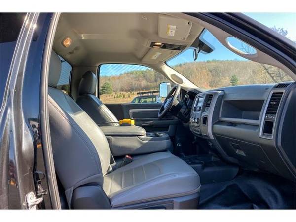 2018 Ram Ram Chassis 3500 4X4 2dr Regular Cab 143.5 in. WB - - cars... for sale in New Lebanon, MA – photo 10
