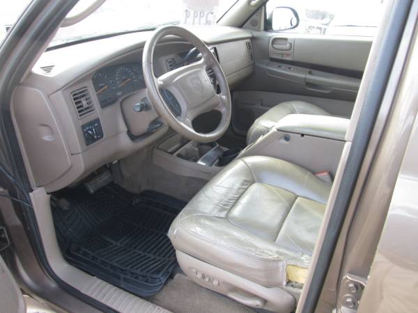2001 Dodge Durango (4x4) - - by dealer - vehicle for sale in Hutchinson, MN – photo 7