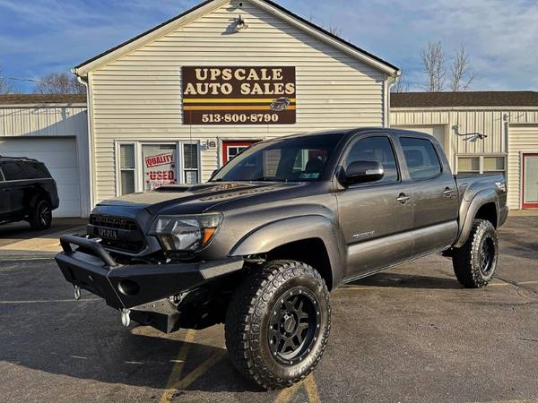 2012 Toyota Tacoma Double Cab V6 4WD - - by dealer for sale in Goshen, OH – photo 2