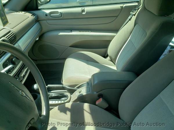 2006 Chrysler Sebring Conv 2dr Touring White for sale in Woodbridge, District Of Columbia – photo 7