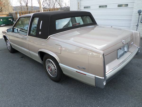 1990 CADILLAC DeVille 4 5L In excellent condition for sale in Stewartsville, PA – photo 7