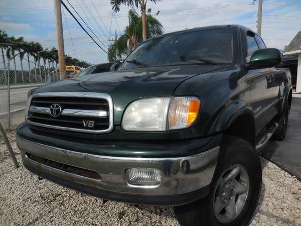 2001 Toyota Tundra $6500 - cars & trucks - by owner - vehicle... for sale in West Palm Beach, FL – photo 2
