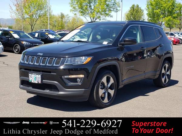 2018 Jeep Compass Latitude FWD - - by dealer - vehicle for sale in Medford, OR – photo 3
