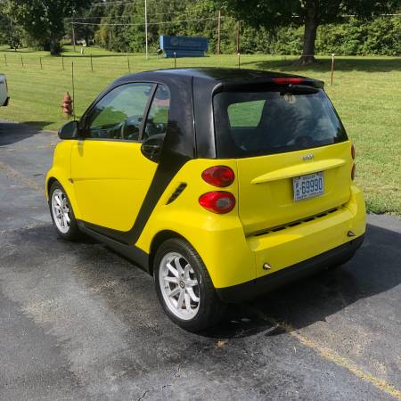 2008 Smart Car ForTwo Passion Coupe Yellow Smartcar - cars & trucks... for sale in Walnut Cove, NC – photo 3
