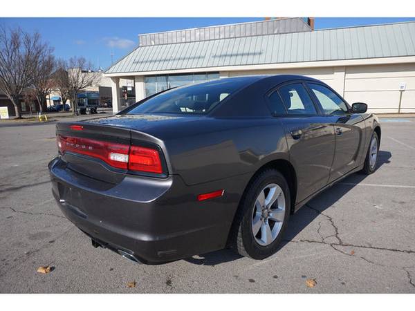 2013 Dodge Charger SE - cars & trucks - by dealer - vehicle... for sale in Murfreesboro, TN – photo 4