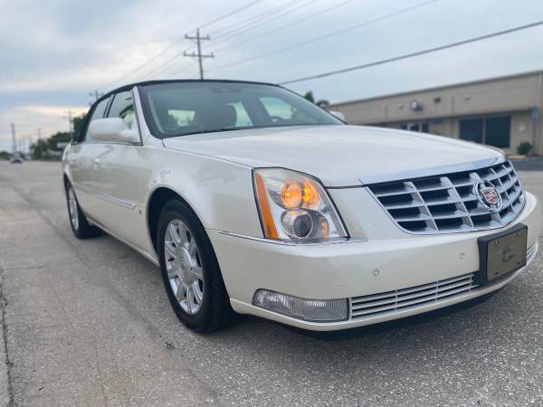 2008 Cadillac DTS 42K !!! - cars & trucks - by owner - vehicle... for sale in Cape Coral, FL – photo 3