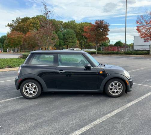 2013 Mini Cooper s excellent condition for sale in Brooklyn, NY – photo 4