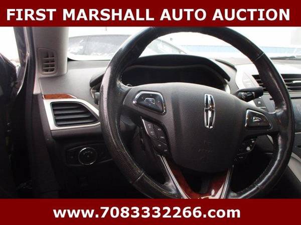 2013 Lincoln MKZ FWD - Auction Pricing - - by dealer for sale in Harvey, IL – photo 6