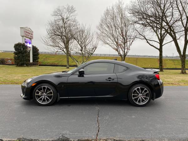 2017 Toyota 86 6 Speed Manual - - by dealer - vehicle for sale in Cowpens, NC – photo 5
