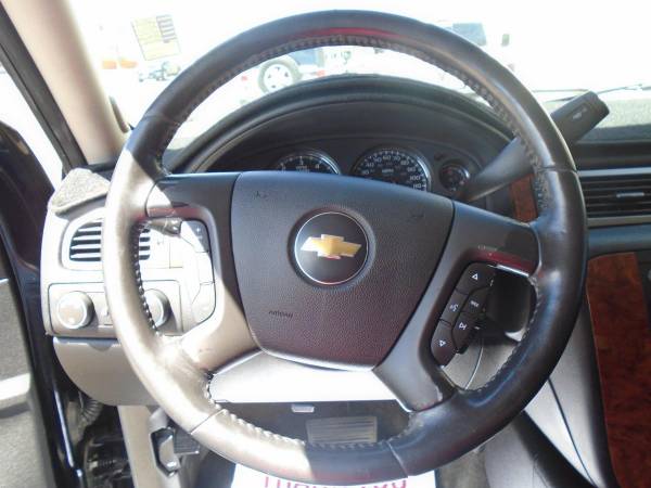 2007 Chevrolet Chevy Avalanche - - by dealer - vehicle for sale in Pueblo, CO – photo 14
