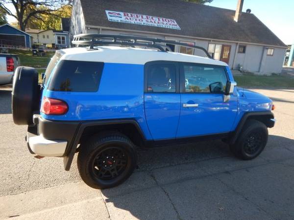 2007 Toyota FJ Cruiser - Closeout Deal! - - by dealer for sale in Oakdale, MN – photo 9
