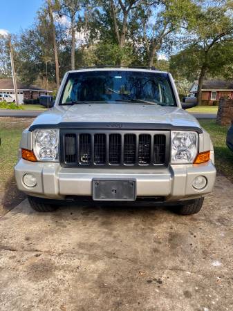 2008 Jeep Commander - cars & trucks - by owner - vehicle automotive... for sale in Brunswick, GA – photo 3