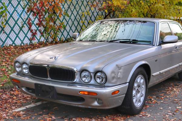 1998 Jaguar XJ8 - only 85k miles - cars & trucks - by owner -... for sale in STATEN ISLAND, NY – photo 7