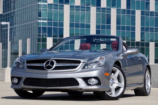 2011 Mercedes SL550 AMG Hard Top Convertible SHOW STOPPER ! WOW for sale in Austin, TX – photo 2