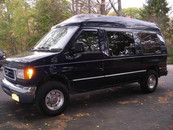 FORD 2004 HIGH TOP VAN for sale in East Durham, NY – photo 4