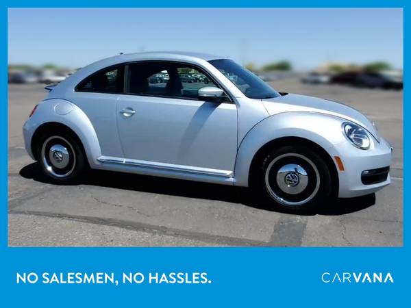 2016 VW Volkswagen Beetle 1 8T SE Hatchback 2D hatchback Silver for sale in Chicago, IL – photo 11