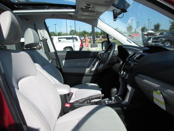 2017 Subaru Forester 2.5i Premium suv Venetian Red Pearl for sale in Fayetteville, AR – photo 9