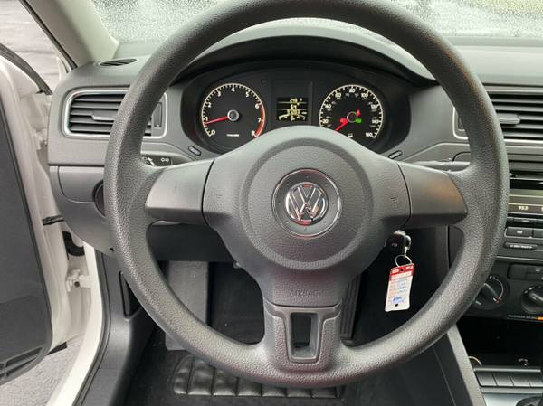 2012 *Volkswagen* *Jetta Sedan* CLEAN * MUST SEE * - cars & trucks -... for sale in Auburn, WA – photo 14