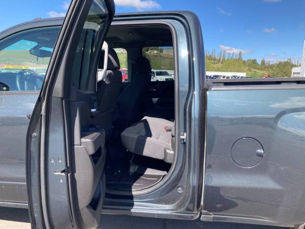 2018 Chevrolet Silverado 1500 LT - - by dealer for sale in Pullman, WA – photo 5