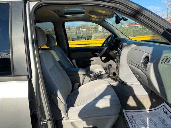 2008 GMC Envoy SLE-1 4WD - cars & trucks - by dealer - vehicle... for sale in Union City, NJ – photo 18