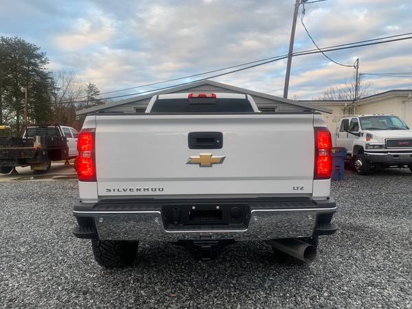 *2018 Chevy Silverado 2500HD LTZ Z71 4x4 Duramax -1,373 Miles - cars... for sale in Stokesdale, NY – photo 6