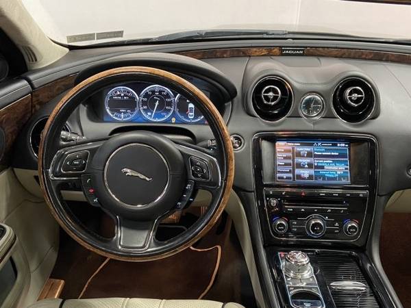 2014 Jaguar XJ 3 0 AWD - 100 Approvals! for sale in Tallmadge, OH – photo 17