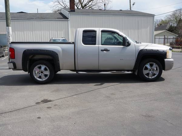 2008 Chevrolet Chevy Silverado 1500 Work Truck - - by for sale in Indianapolis, IN – photo 4