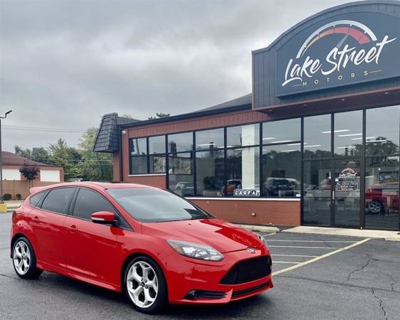 2014 Ford Focus ST - cars & trucks - by dealer - vehicle automotive... for sale in Grayslake, IL – photo 4