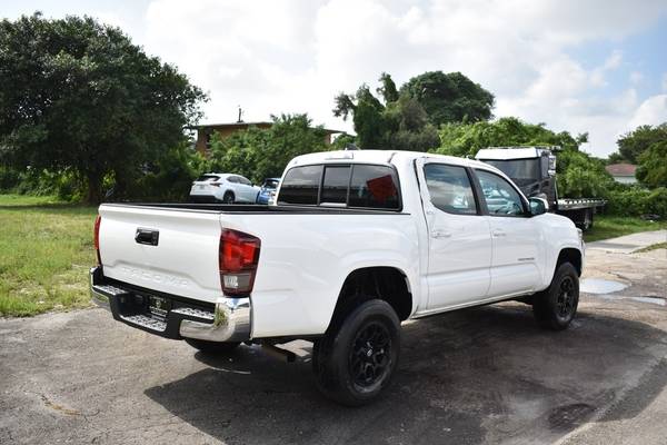 2020 Toyota Tacoma SR5 4x2 4dr Double Cab 5.0 ft SB Pickup Truck -... for sale in Miami, NJ – photo 5