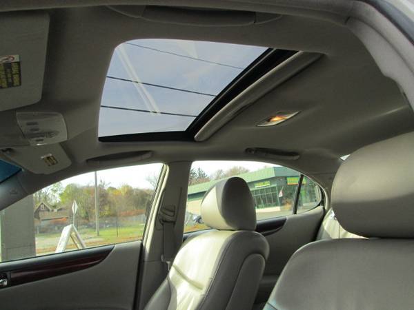 ** 2003 Lexus ES300 * Leather * Sunroof * CLEAN * got cash? - cars &... for sale in Boston, MA – photo 4
