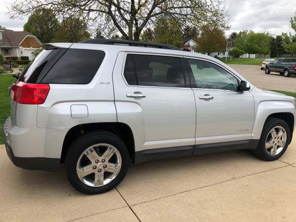 2013 GMC Terrain SLE with only 22k miles for sale in Grand Rapids, MI – photo 2