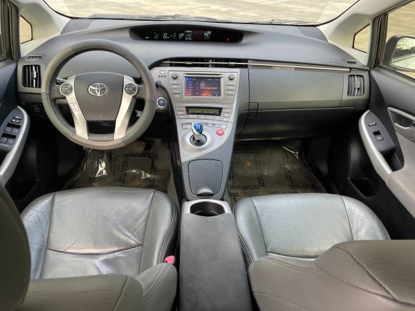 2013 Toyota Prius III Clean title Automatic, only 131k miles - cars... for sale in Savannah, GA – photo 13