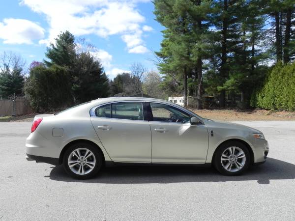 2010 LINCOLN MKS - - by dealer - vehicle automotive sale for sale in Granby, MA – photo 11