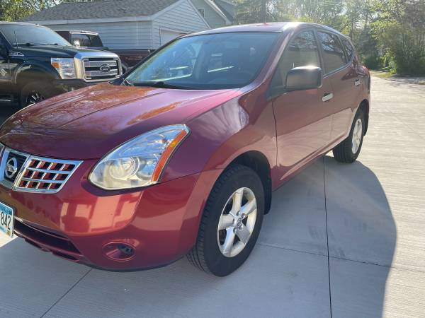 2010 Nissan Rouge AWD Low Miles for sale in Hartland, WI – photo 5
