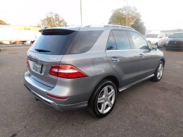 Mercedes Benz ML 350 SUV AWD 4MATIC Sport Utility NAV Sunroof Clean... for sale in Columbia, SC – photo 4