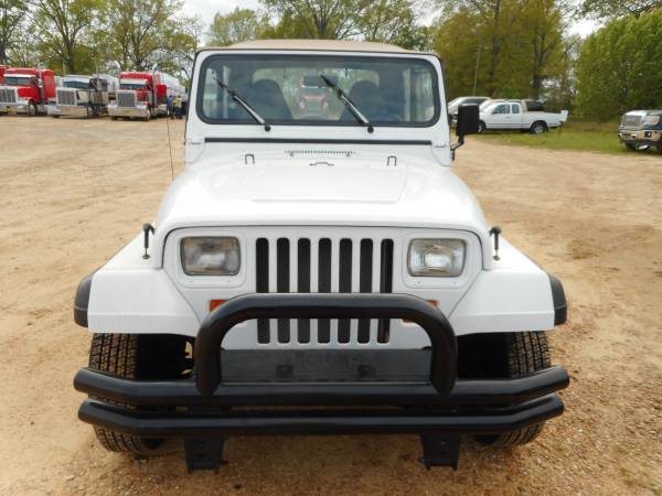 1989 Jeep Wrangler 4cy Manual - - by dealer - vehicle for sale in West Point MS, MS – photo 5