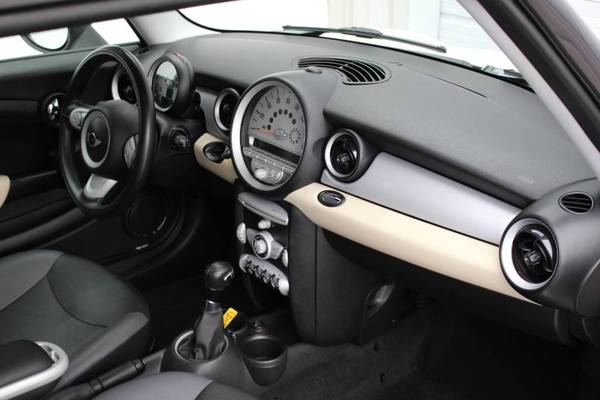 2010 MINI Cooper Hardtop 2 door Automatic 37 mpg - cars & trucks -... for sale in Knoxville, TN – photo 14