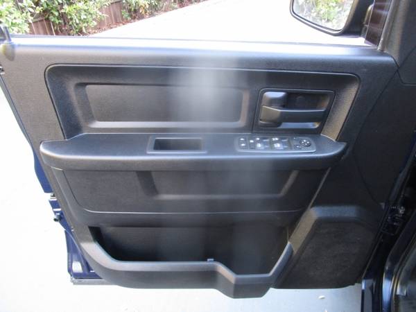2013 Ram 1500 - RECENTLY SMOGGED - 6 SEATER - AC AND HEATER WORKS -... for sale in Sacramento , CA – photo 13