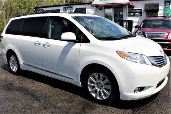 1-Owner 2011 Toyota Sienna XLE V6 7-Pass Van AWD DVD Sunroof - cars for sale in Louisville, KY – photo 23
