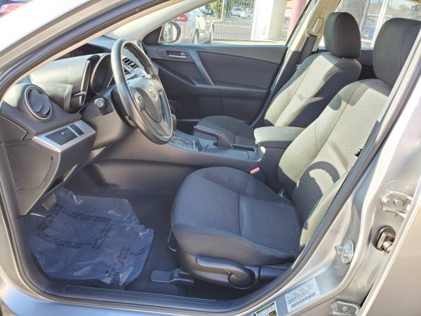 ///2013 Mazda 3i//2-Owners//Automatic//Gas Saver//Drives Great/// -... for sale in Marysville, CA – photo 9