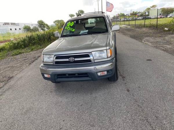 2000 Toyota 4Runner SR5 2WD - cars & trucks - by dealer - vehicle... for sale in West Palm Beach, FL – photo 20