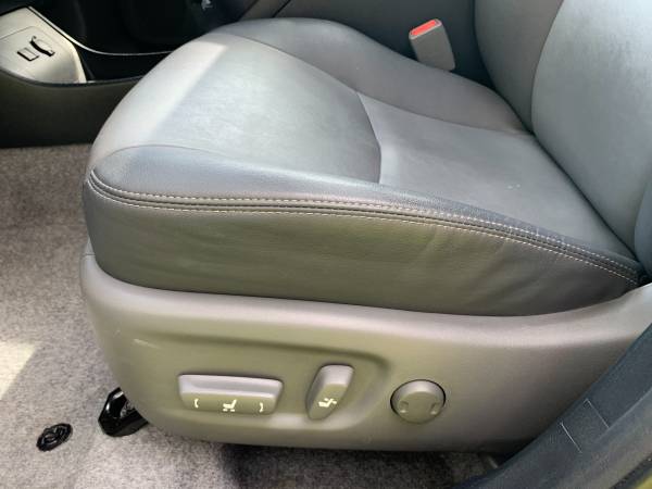 2015 Toyota Prius 4 Dlx Solar Sunroof Pkg Leather Nav HUD 17s ONLY... for sale in Lutz, FL – photo 10