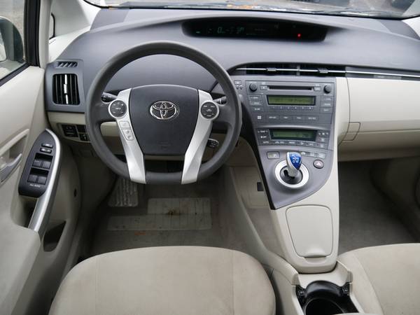 2010 Toyota Prius III - cars & trucks - by dealer - vehicle... for sale in Brooklyn Park, MN – photo 18